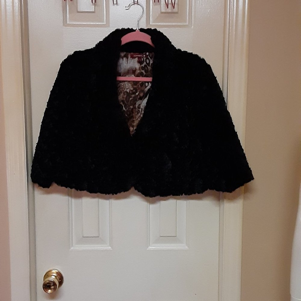Silvergate Cropped Faux Fur Jacket